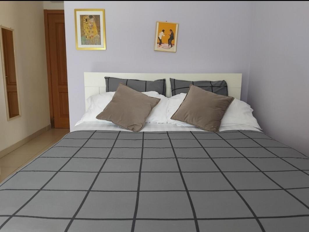 Grace - Porta Di Apartamento